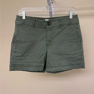 GAP Olive Green Chino Shorts Women’s Size 6 Classic Casual